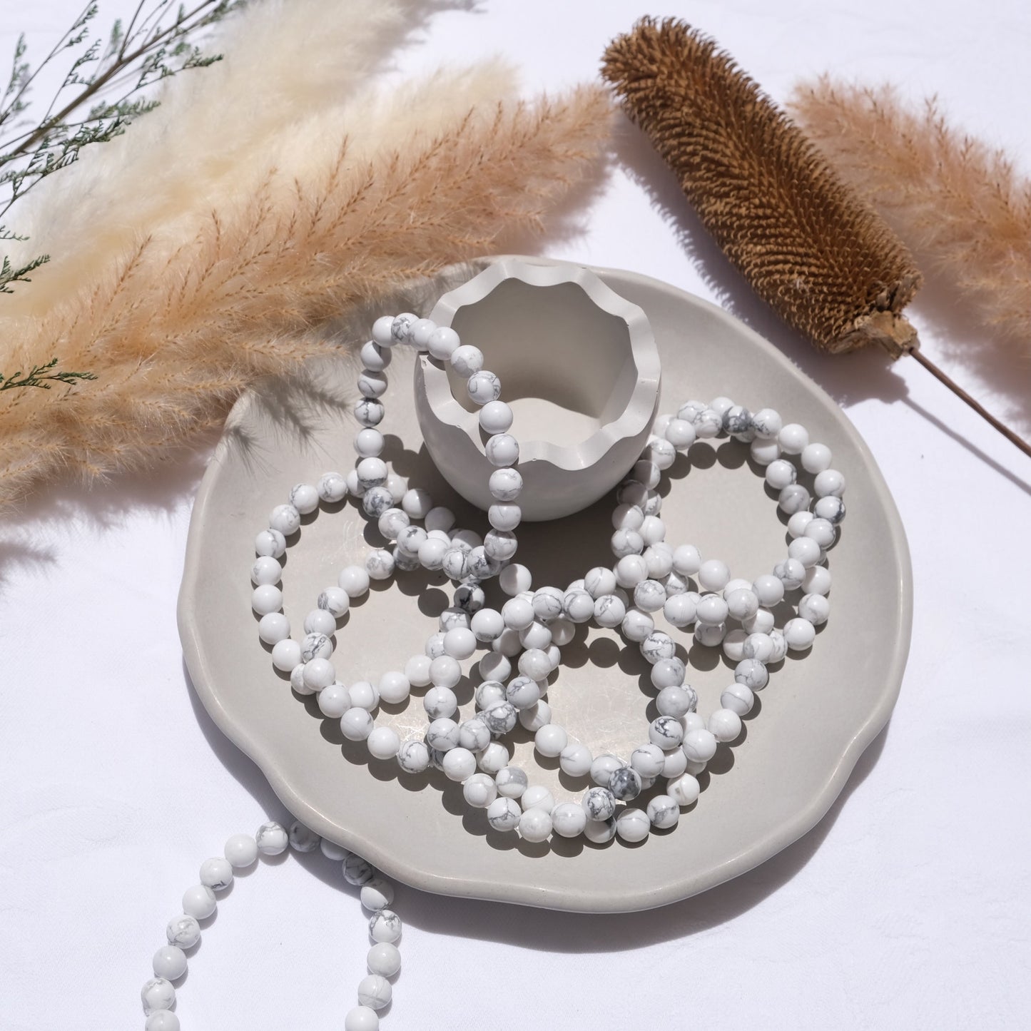 Howlite Bracelet 8mm