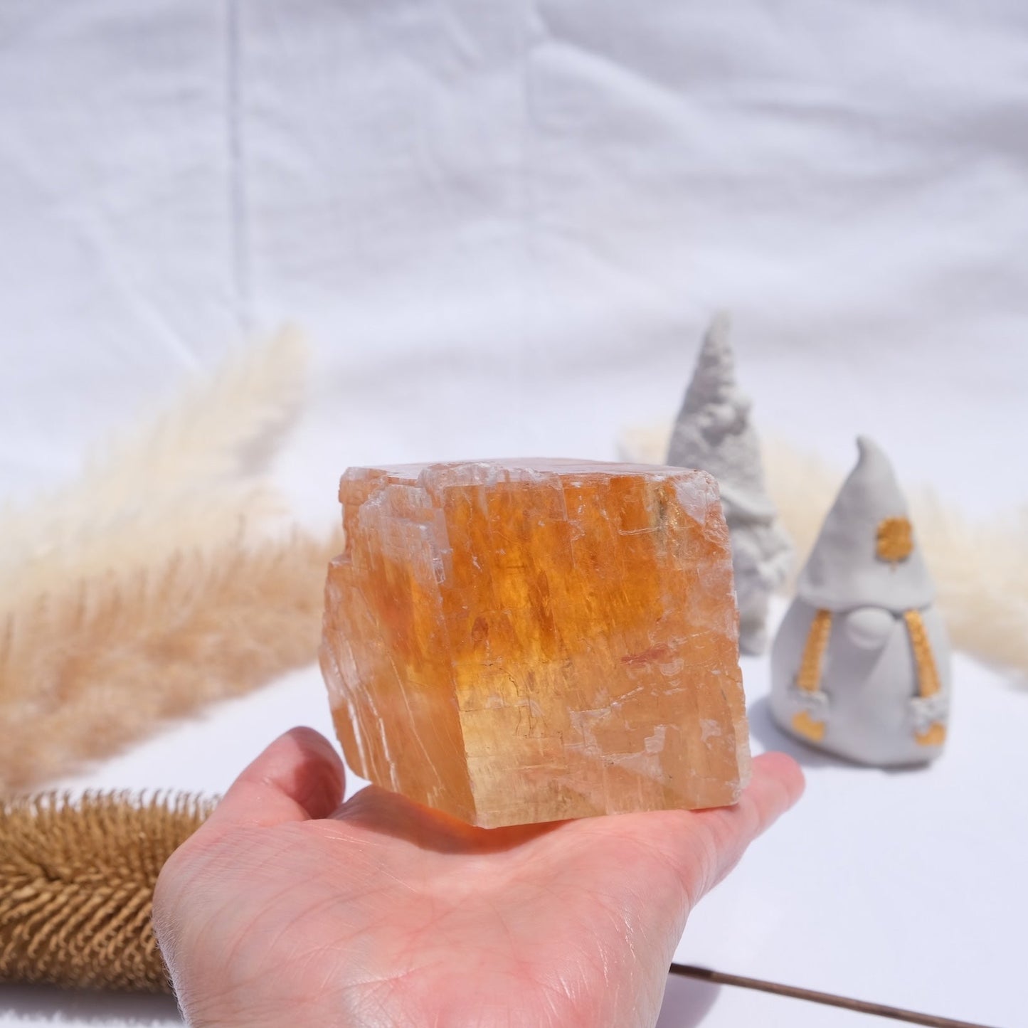 honey calcite