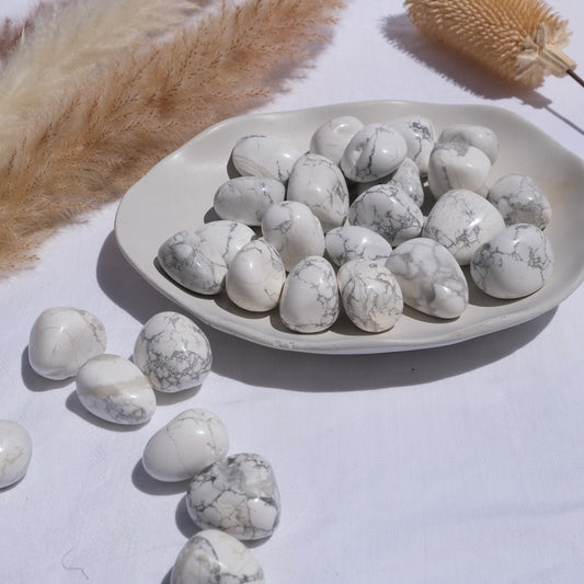 Howlite Tumbles