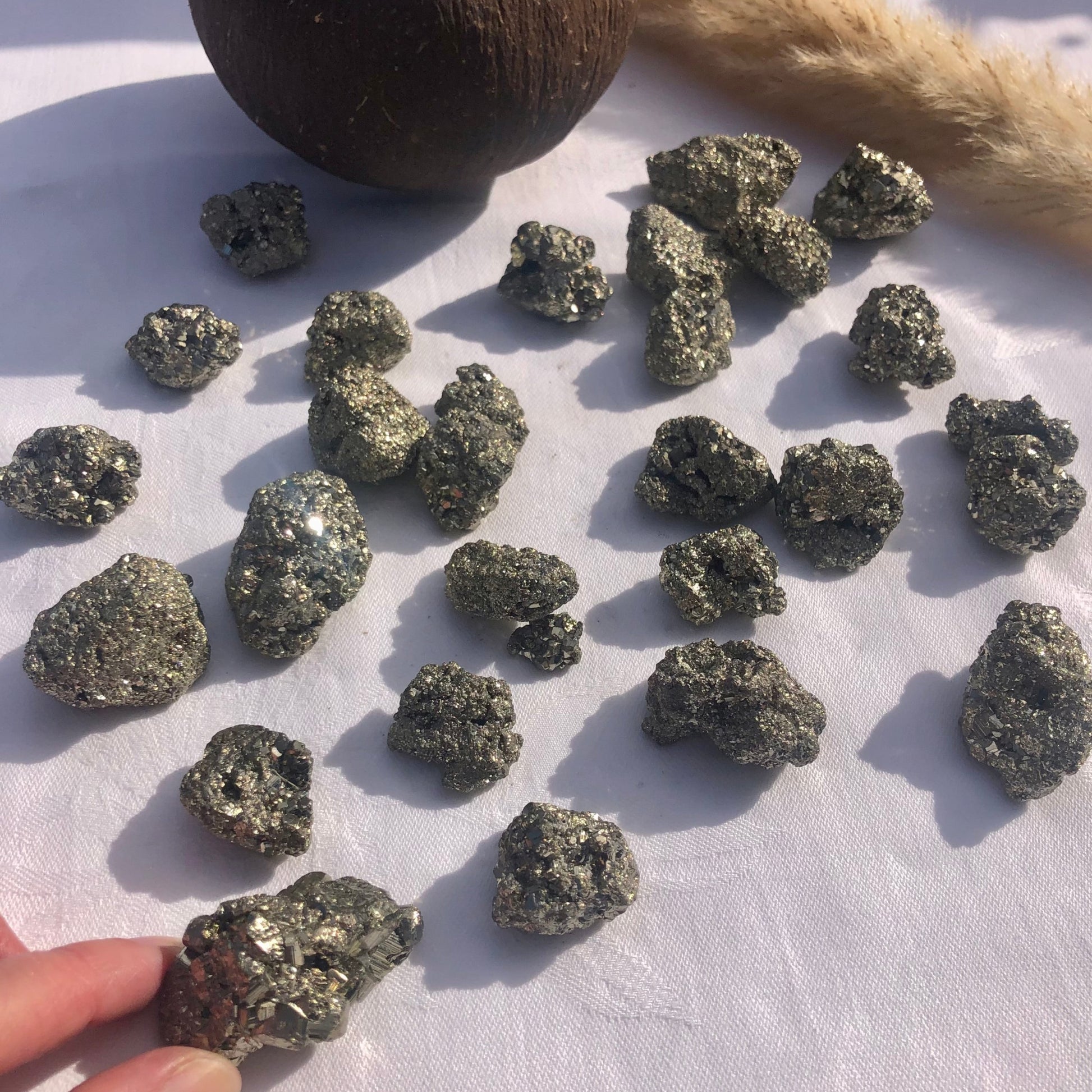 Pyrite raw clusters